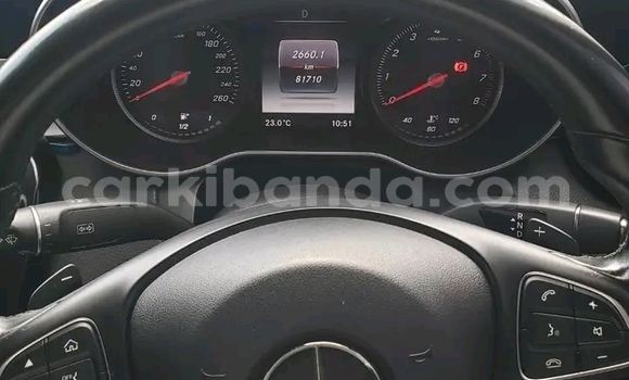 Gura Yakoze Mercedes‒Benz C-klasse White Imodoka i Bundibugyo mu Western Gura Yakoze Mercedes‒Benz C-klasse White Imodoka i Bundibugyo mu Western