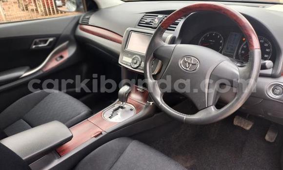 Nunua Imported Toyota Allion Fedha Gari ndani ya Kampala nchini Uganda Nunua Imported Toyota Allion Fedha Gari ndani ya Kampala nchini Uganda