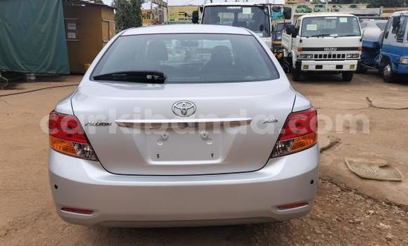 Nunua Imported Toyota Allion Fedha Gari ndani ya Kampala nchini Uganda Nunua Imported Toyota Allion Fedha Gari ndani ya Kampala nchini Uganda