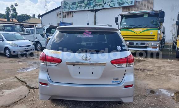 Nunua Imported Toyota Wish Fedha Gari ndani ya Kampala nchini Uganda Nunua Imported Toyota Wish Fedha Gari ndani ya Kampala nchini Uganda