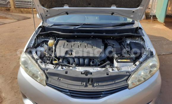 Nunua Imported Toyota Wish Fedha Gari ndani ya Kampala nchini Uganda Nunua Imported Toyota Wish Fedha Gari ndani ya Kampala nchini Uganda