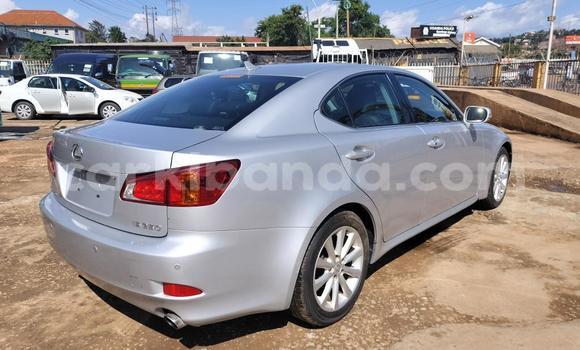Acheter Import Voiture Lexus IS Gris à Kampala, Ouganda Acheter Import Voiture Lexus IS Gris à Kampala, Ouganda