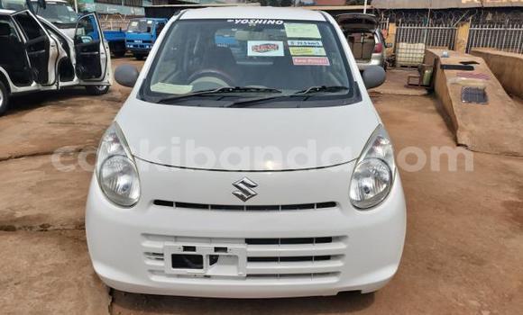 Acheter Import Voiture Suzuki Alto Blanc à Kampala, Ouganda Acheter Import Voiture Suzuki Alto Blanc à Kampala, Ouganda