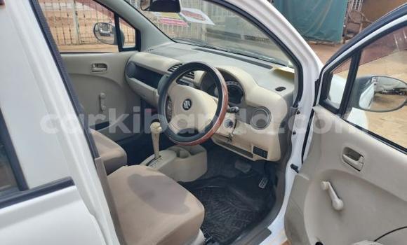 Acheter Import Voiture Suzuki Alto Blanc à Kampala, Ouganda Acheter Import Voiture Suzuki Alto Blanc à Kampala, Ouganda