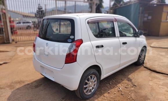 Acheter Import Voiture Suzuki Alto Blanc à Kampala, Ouganda Acheter Import Voiture Suzuki Alto Blanc à Kampala, Ouganda