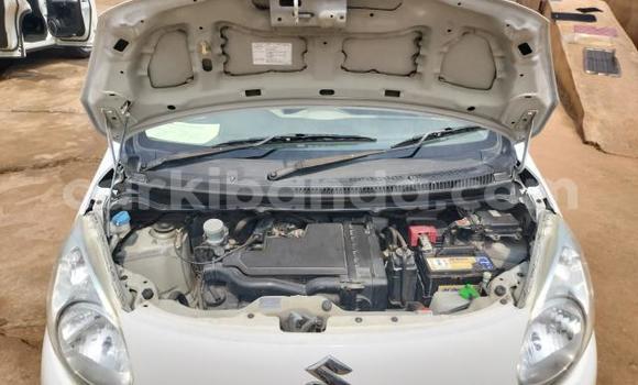 Acheter Import Voiture Suzuki Alto Blanc à Kampala, Ouganda Acheter Import Voiture Suzuki Alto Blanc à Kampala, Ouganda