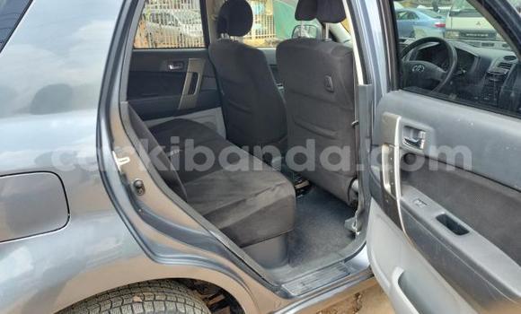 Nunua Imported Toyota Rush Nyingine Gari ndani ya Kampala nchini Uganda Nunua Imported Toyota Rush Nyingine Gari ndani ya Kampala nchini Uganda