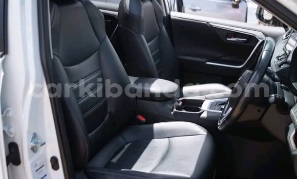 Buy Used Toyota RAV4 White Car in Kampala in Uganda