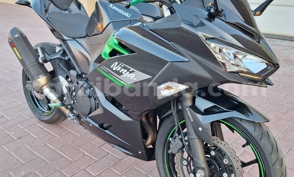 Acheter occasion moto kawasaki ninja noir à kampala, ouganda