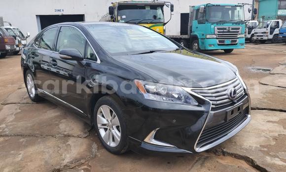 Nunua Imported Lexus HS Nyeusi Gari ndani ya Kampala nchini Uganda Nunua Imported Lexus HS Nyeusi Gari ndani ya Kampala nchini Uganda