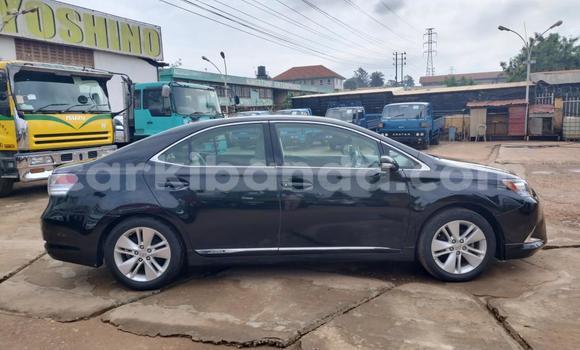 Nunua Imported Lexus HS Nyeusi Gari ndani ya Kampala nchini Uganda Nunua Imported Lexus HS Nyeusi Gari ndani ya Kampala nchini Uganda