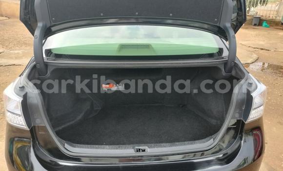 Nunua Imported Lexus HS Nyeusi Gari ndani ya Kampala nchini Uganda Nunua Imported Lexus HS Nyeusi Gari ndani ya Kampala nchini Uganda