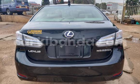 Nunua Imported Lexus HS Nyeusi Gari ndani ya Kampala nchini Uganda Nunua Imported Lexus HS Nyeusi Gari ndani ya Kampala nchini Uganda