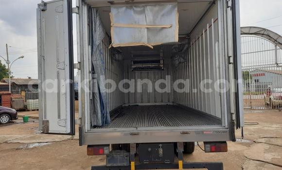 Nunua Imported Hino Ranger Nyeupe Lori ndani ya Kampala nchini Uganda Nunua Imported Hino Ranger Nyeupe Lori ndani ya Kampala nchini Uganda