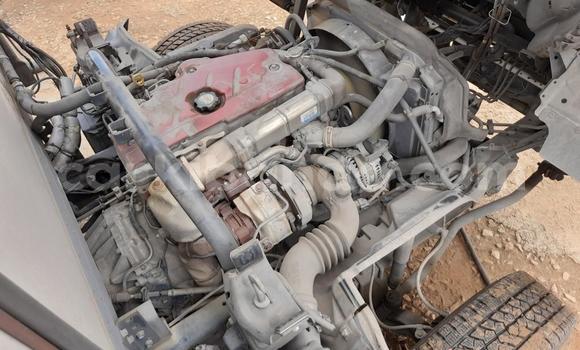 Nunua Imported Hino Ranger Nyeupe Lori ndani ya Kampala nchini Uganda Nunua Imported Hino Ranger Nyeupe Lori ndani ya Kampala nchini Uganda