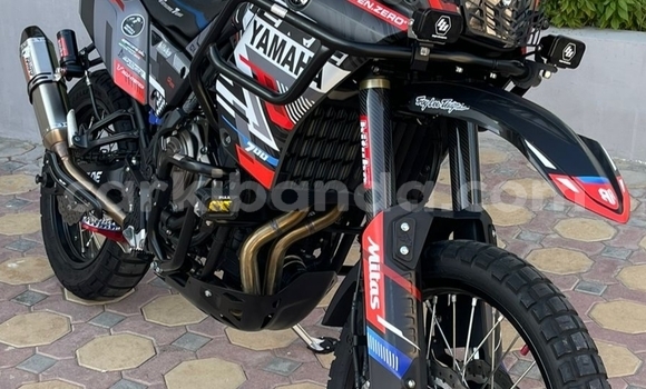 Nunua Ilio tumika Yamaha TENERE Nyeusi Bike ndani ya Kampala nchini Uganda Nunua Ilio tumika Yamaha TENERE Nyeusi Bike ndani ya Kampala nchini Uganda