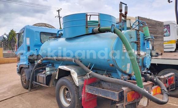 Nunua Imported Hino Ranger Bluu Lori ndani ya Kampala nchini Uganda Nunua Imported Hino Ranger Bluu Lori ndani ya Kampala nchini Uganda