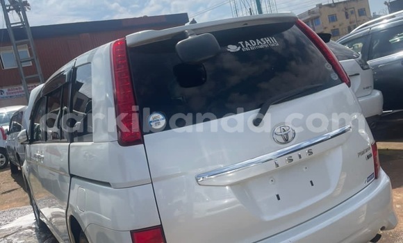 Buy Used Toyota ISis White Car in Kampala in Uganda