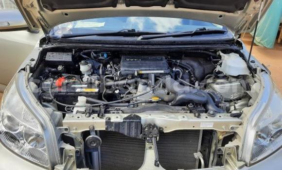 Nunua Imported Toyota Rush Beige Gari ndani ya Kampala nchini Uganda Nunua Imported Toyota Rush Beige Gari ndani ya Kampala nchini Uganda