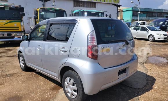 Acheter Import Voiture Toyota Passo Gris à Kampala, Ouganda Acheter Import Voiture Toyota Passo Gris à Kampala, Ouganda