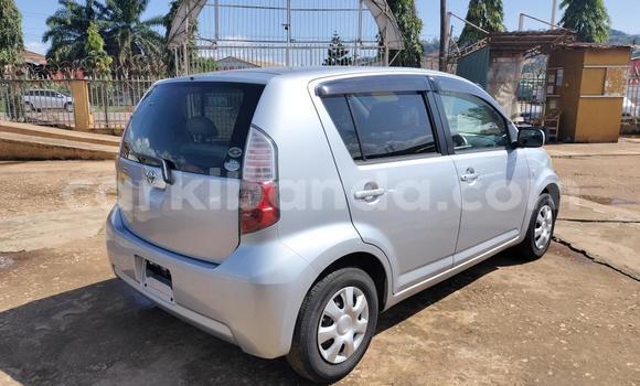 Acheter Import Voiture Toyota Passo Gris à Kampala, Ouganda Acheter Import Voiture Toyota Passo Gris à Kampala, Ouganda