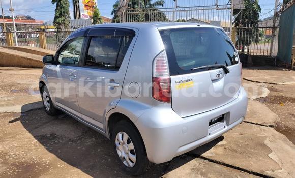 Acheter Import Voiture Toyota Passo Gris à Kampala, Ouganda Acheter Import Voiture Toyota Passo Gris à Kampala, Ouganda