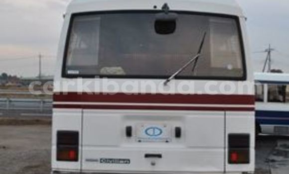 Buy Used Nissan 350Z White Car in Kampala in Uganda