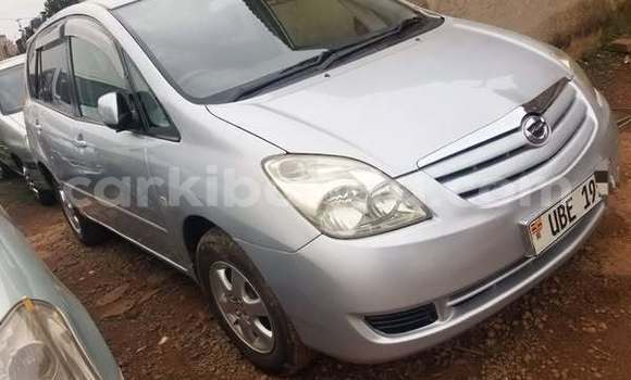 Gura Yakoze Toyota Spacio Other Imodoka i Kampala mu Uganda Gura Yakoze Toyota Spacio Other Imodoka i Kampala mu Uganda
