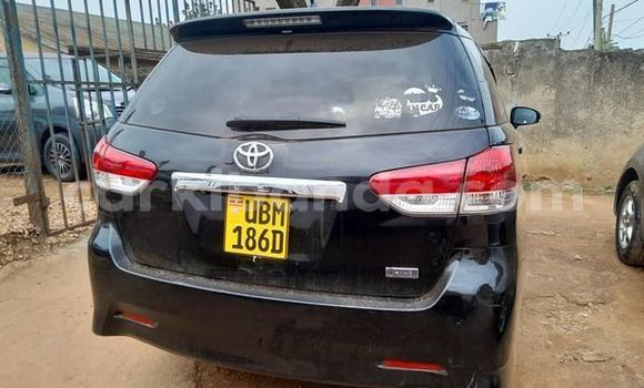 Acheter Occasion Voiture Toyota Wish Noir à Kampala, Ouganda Acheter Occasion Voiture Toyota Wish Noir à Kampala, Ouganda