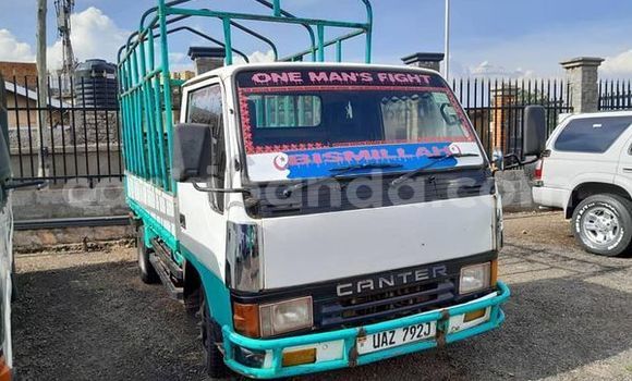 Acheter Occasion Voiture Caterham CSR Autre à Kampala, Ouganda Acheter Occasion Voiture Caterham CSR Autre à Kampala, Ouganda