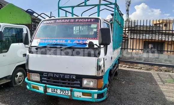 Acheter Occasion Voiture Caterham CSR Autre à Kampala, Ouganda Acheter Occasion Voiture Caterham CSR Autre à Kampala, Ouganda