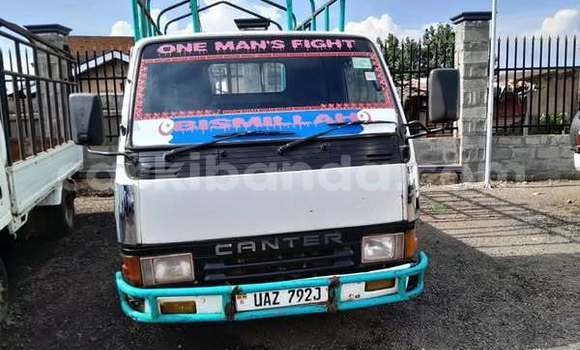 Acheter Occasion Voiture Caterham CSR Autre à Kampala, Ouganda Acheter Occasion Voiture Caterham CSR Autre à Kampala, Ouganda