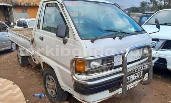 Acheter Occasion Voiture Toyota 2000GT Autre à Kampala, Ouganda Acheter Occasion Voiture Toyota 2000GT Autre à Kampala, Ouganda