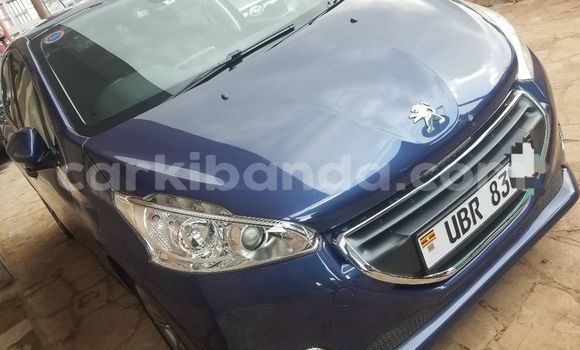 Gura Yakoze Qoros 3 Black Imodoka i Kampala mu Uganda Gura Yakoze Qoros 3 Black Imodoka i Kampala mu Uganda