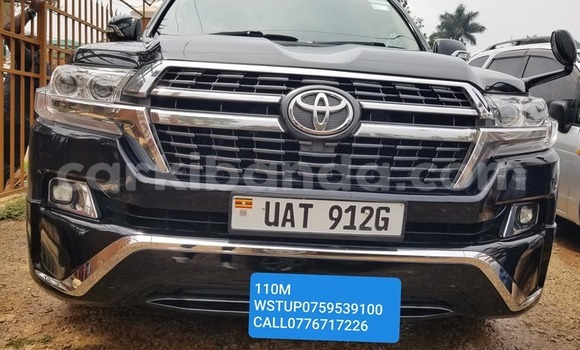 Acheter Occasion Voiture Toyota Land Cruiser Noir à Kampala, Ouganda Acheter Occasion Voiture Toyota Land Cruiser Noir à Kampala, Ouganda