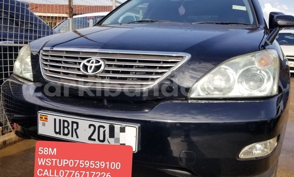 Buy Used Toyota Harrier Black Car in Kampala in Uganda
