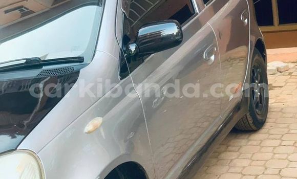 Gura Yakoze Toyota Vitz Other Imodoka i Bugiri mu Eastern Gura Yakoze Toyota Vitz Other Imodoka i Bugiri mu Eastern