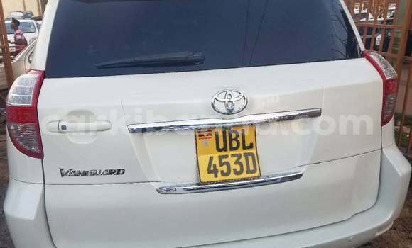 Acheter Occasion Voiture Toyota Vanguard Blanc à Bugembe, Est Acheter Occasion Voiture Toyota Vanguard Blanc à Bugembe, Est