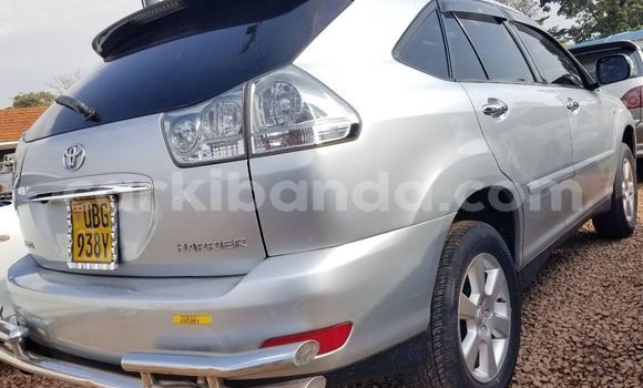 Gura Yakoze Toyota Harrier Other Imodoka i Bugembe mu Eastern Gura Yakoze Toyota Harrier Other Imodoka i Bugembe mu Eastern