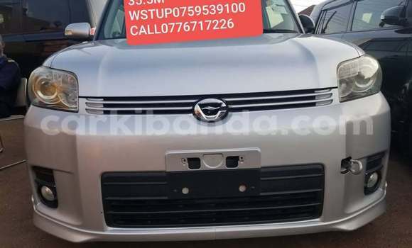 Gura Yakoze Toyota Corolla Rumion Other Imodoka i Bugembe mu Eastern Gura Yakoze Toyota Corolla Rumion Other Imodoka i Bugembe mu Eastern