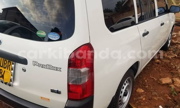 Acheter Occasion Voiture Toyota Probox Blanc à Bugembe, Est Acheter Occasion Voiture Toyota Probox Blanc à Bugembe, Est