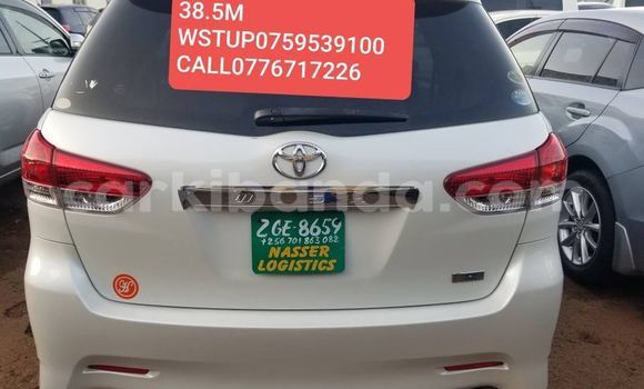 Gura Yakoze Toyota Wish White Imodoka i Busembatia mu Eastern Gura Yakoze Toyota Wish White Imodoka i Busembatia mu Eastern