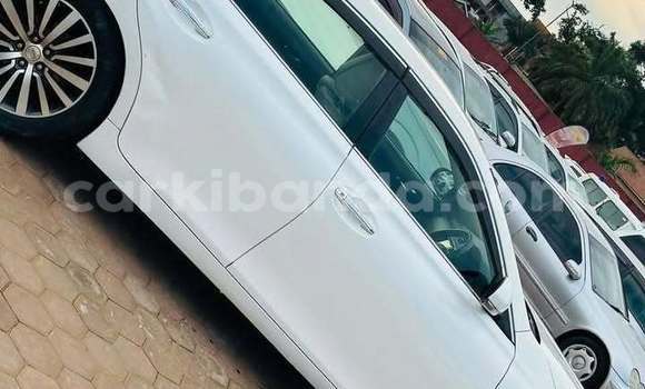 Buy Used Toyota Mark X White Car in Bugembe in Eastern Buy Used Toyota Mark X White Car in Bugembe in Eastern