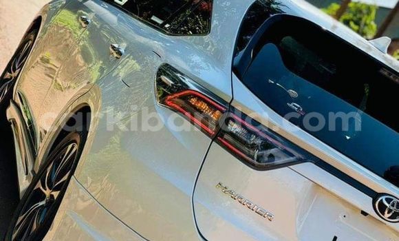 Buy Used Toyota Harrier Other Car in Bundibugyo in Western Buy Used Toyota Harrier Other Car in Bundibugyo in Western