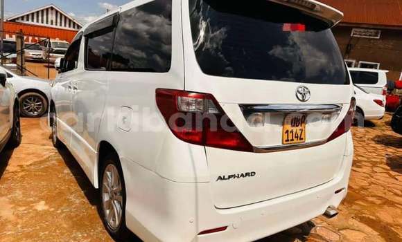 Buy Used Toyota Alphard White Car in Bundibugyo in Western Buy Used Toyota Alphard White Car in Bundibugyo in Western
