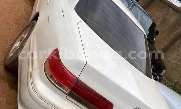 Buy Used Toyota Mark II White Car in Amudat in Northern