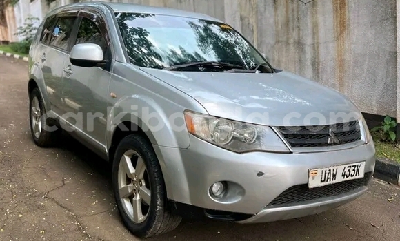 Nunua Ilio tumika Mitsubishi Outlander Nyingine Gari ndani ya Arua nchini Uganda Nunua Ilio tumika Mitsubishi Outlander Nyingine Gari ndani ya Arua nchini Uganda
