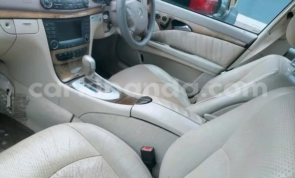 Nunua Ilio tumika Mercedes‒Benz C-klasse AMG Nyekundu Gari ndani ya Bugiri nchini Mashariki Nunua Ilio tumika Mercedes‒Benz C-klasse AMG Nyekundu Gari ndani ya Bugiri nchini Mashariki