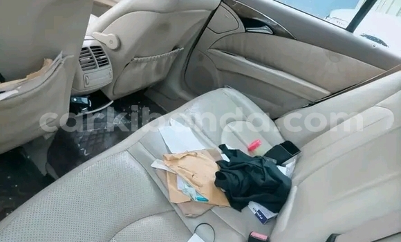 Nunua Ilio tumika Mercedes‒Benz C-klasse AMG Nyekundu Gari ndani ya Bugiri nchini Mashariki Nunua Ilio tumika Mercedes‒Benz C-klasse AMG Nyekundu Gari ndani ya Bugiri nchini Mashariki