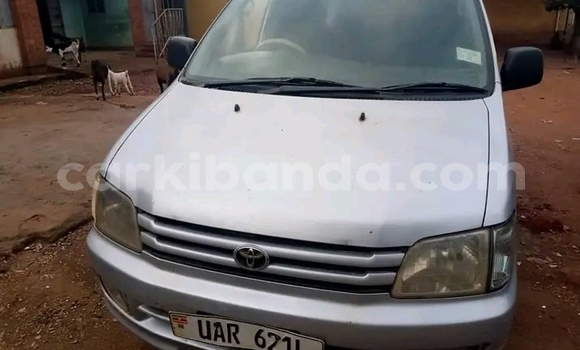 Gura Yakoze Toyota Noah Other Imodoka i Bugembe mu Eastern